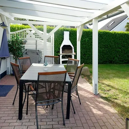 Haus Sonneneck Holiday home Kaltenhof